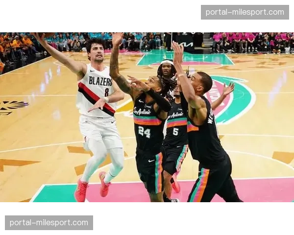 开拓者106-103险胜马刺，系列赛扳成1-1